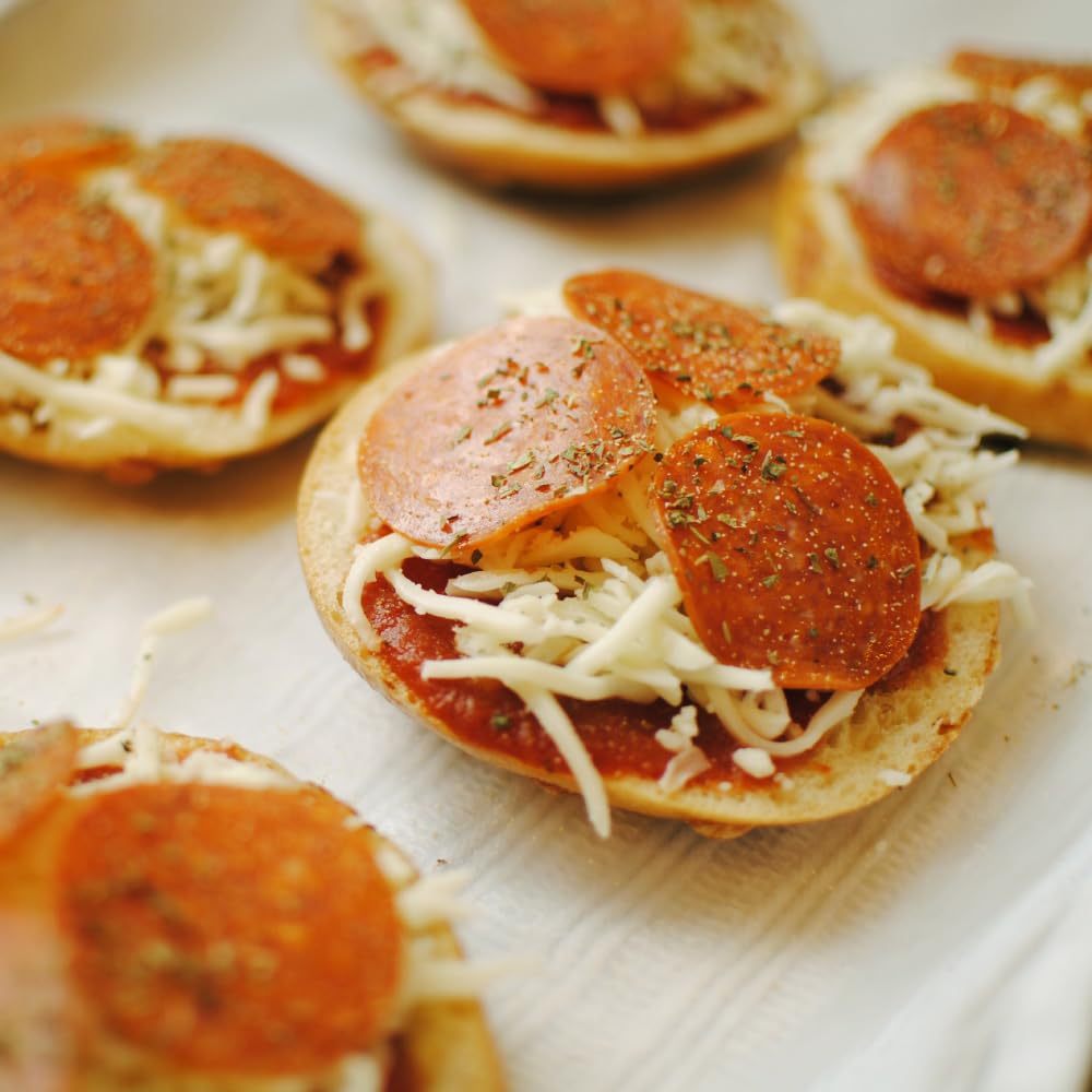 Everything Bagel Seasoning | Gourmet Spice Mix | All Natural, Non GMO | Artisanal Seasoning | Sustainably Sourced, GLP-1 Friendly | Ultra Premium Spices | Hand Crafted in Small Batches | Made in USA | Magnetic Tin | Gustus Vitae | #23