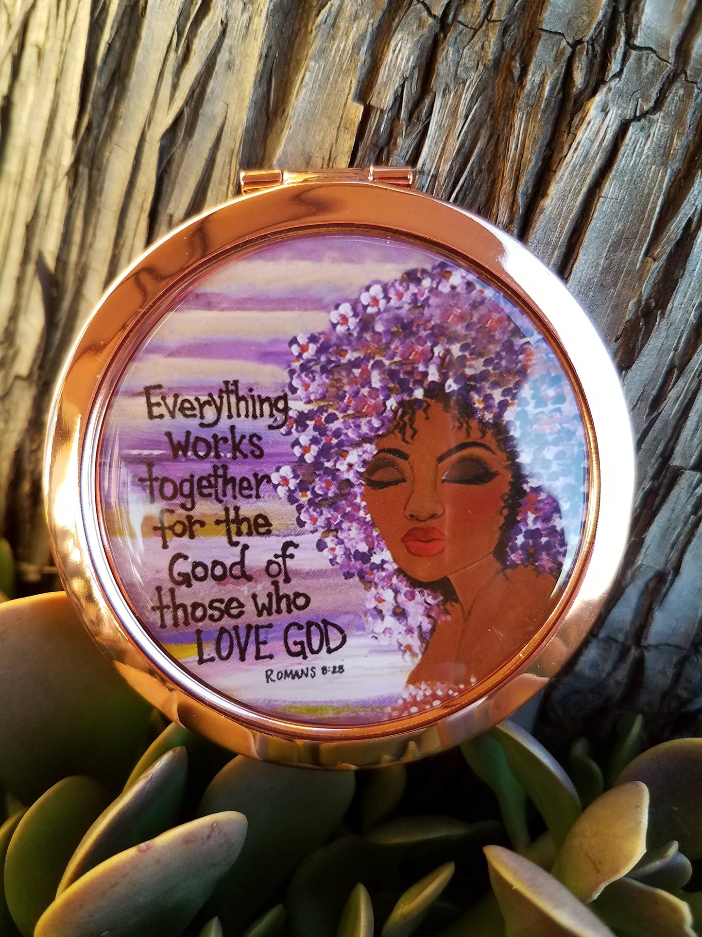 Shades of Color Magnifying Compact Mirror, Everything Works, 2.77 x 2.37 inches (MCM115)