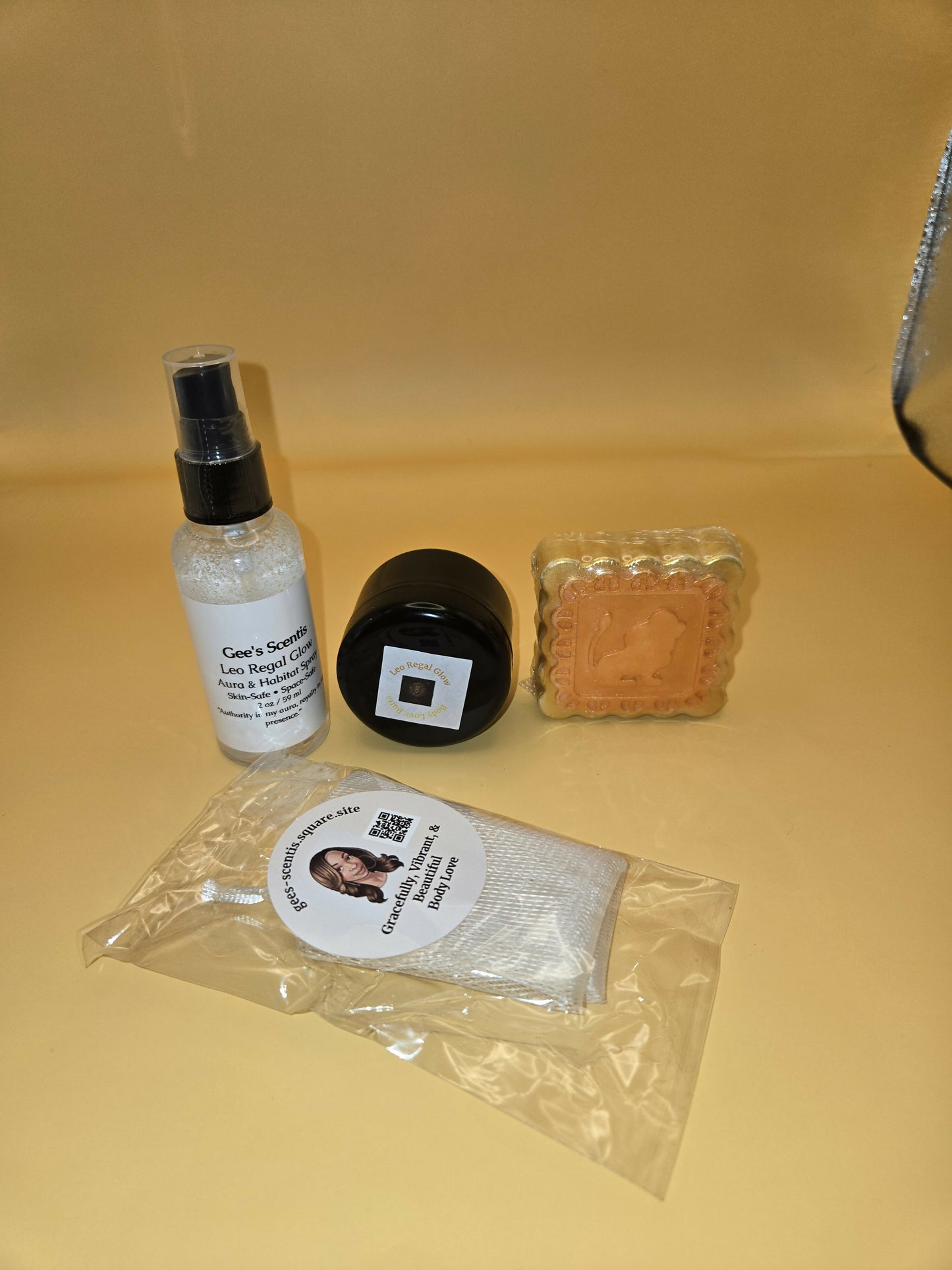 Leo Regal Glow Body Love Care Bundle