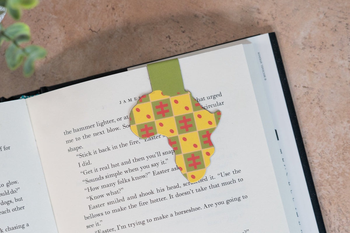 Magnetic Bookmark - African Print (Cowries)