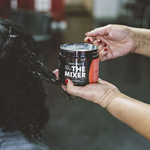 The Curl Factor presents The Mixer, a 16 oz all in one, lightweight, curl cream gel cocktail that will give you soft, shiny and bouncy curls every time.