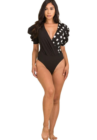 2Chique Boutique Women;s Solid Techno Crepe Fabric and Polka Dot Combi Puff Sleeve Wrap Bodysuit (small)