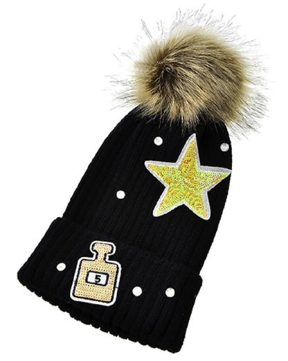 2Chique Boutique Black Knit Star and Bottle Pom Pom Hat