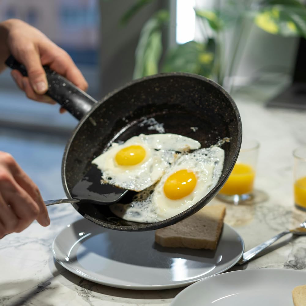 Everything But The Eggs & Omelette Breakfast Seasoning | All Natural | Non GMO | Hand Crafted | 2.2 oz (62 g) | Gourmet Spice Mix | Small Batch | Artisanal Rub | Seasoning Pack | Magnetic Tin | Gustus Vitae | #848