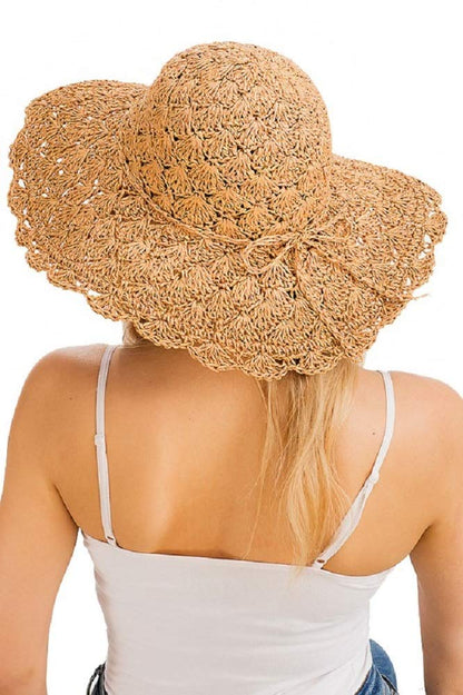 2Chique Boutique Women's Straw Flower Handmade Knitted Floppy Sun Hat (Tan)