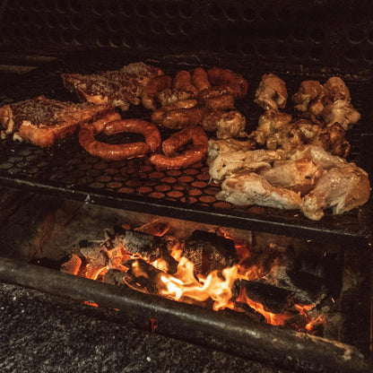 Everything But The BBQ Rub and Marinade | | Gourmet Seasoning | Artisanal Spice Blend | All Natural | Non GMO | Hand Crafted | Made In USA | 7.5 oz (213g) | Small Batch | Gustus Vitae | #562