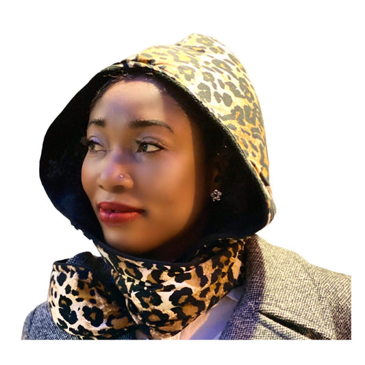 Reversible Hooded Scarf - Leopard print