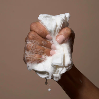 Loved01 Face & Body Salicylic Acid Cleansing Wipes, John Legend Skincare, Oil & Fragrance-Free, No-Rinse, Suitable for Blemish-Prone Skin, 24 wipes