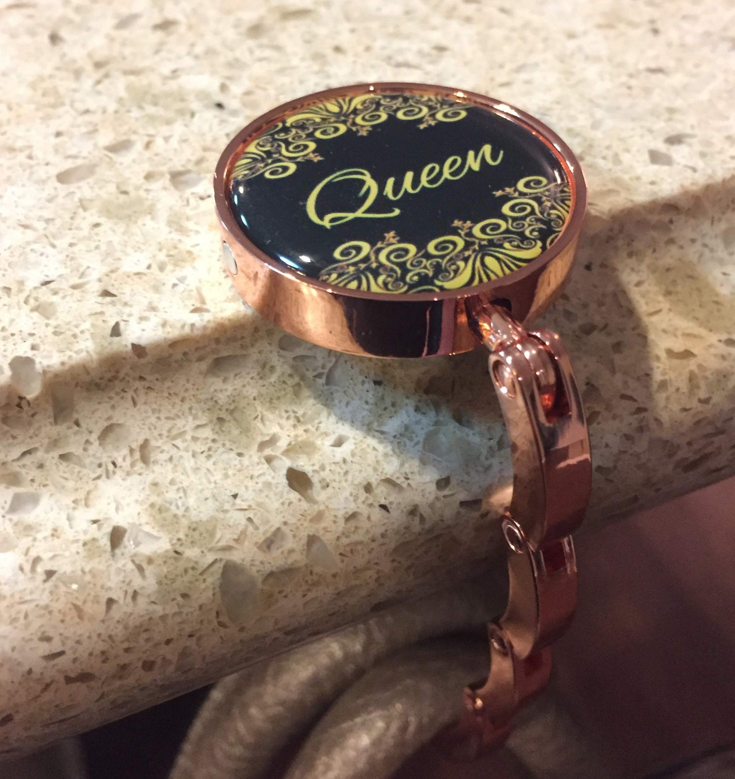 Shades of Color Purse Hanger, Queen, 2.5 x 1.73 inches (PH142)