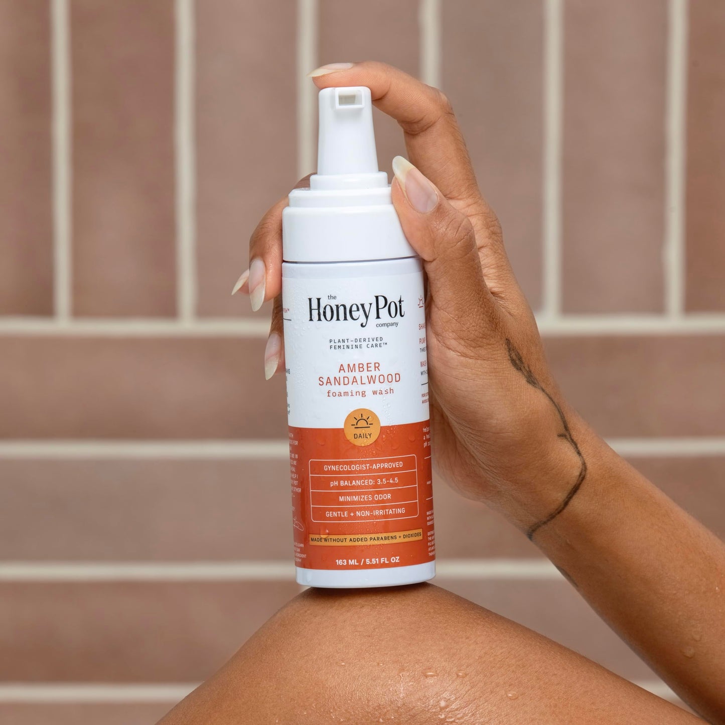 The Honey Pot Company - Feminine Wash - Herbal Infused Feminine Hygiene Wash for Sensitive Skin Types - PH Balanced Plant Based Feminine Products - Amber Sandalwood - 5.51 Fluid Oz.