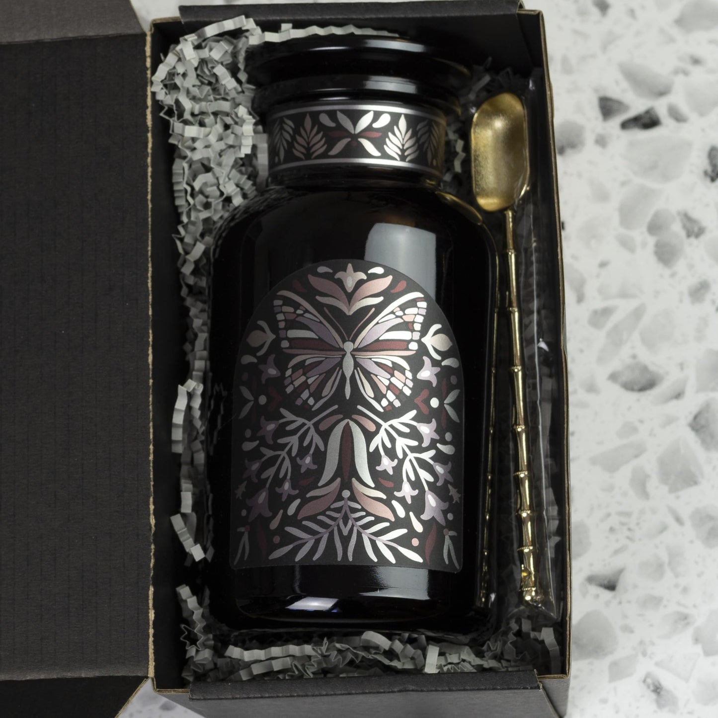 Artanis Home Custom Ultraviolet Glass Apothecary Jar, Gift for Tea Lovers, Airtight Glass Storage for Tea, Herbs, and Spices, with Lid, Custom Gift Box, and Spoon for Home Apothecary, 500 ml