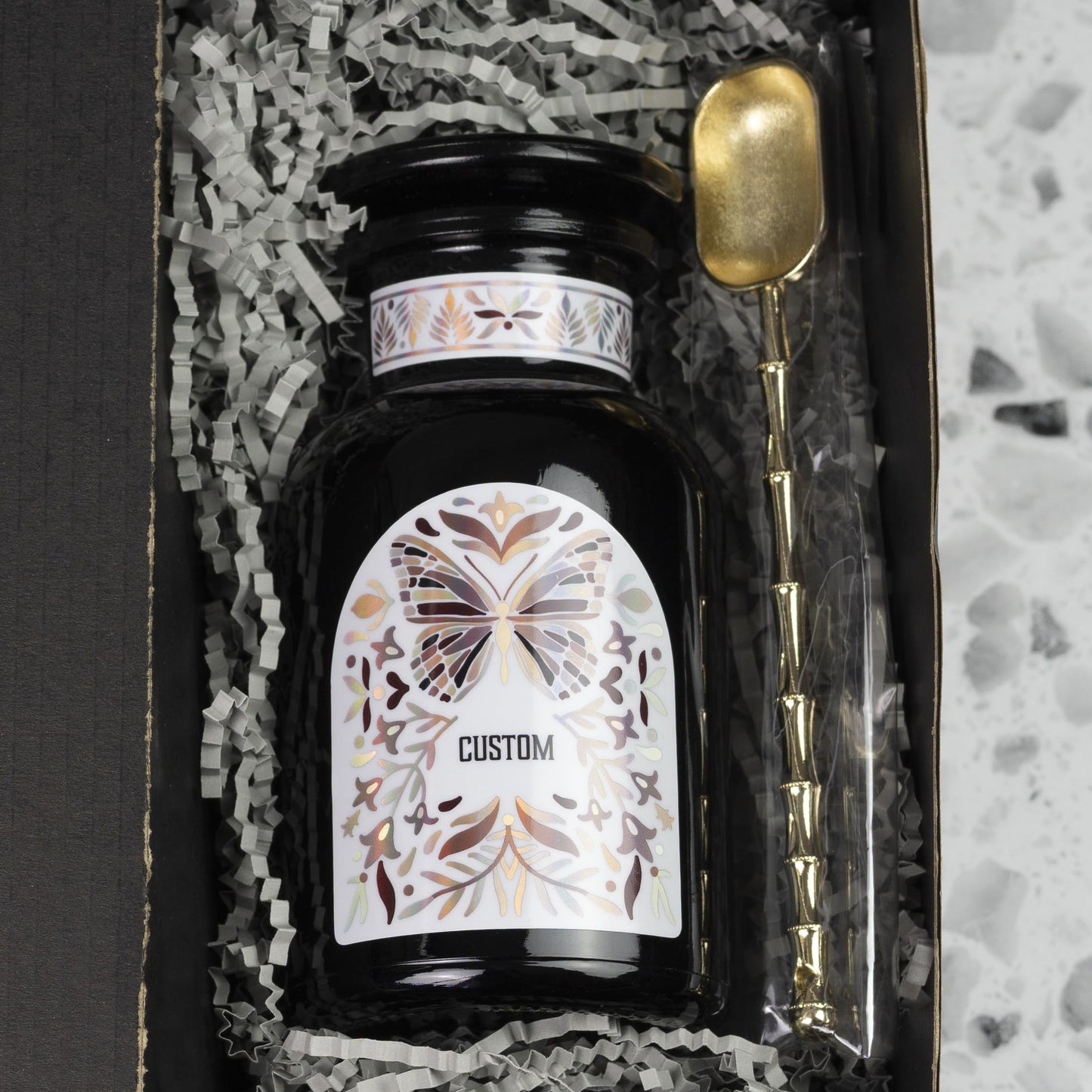 Artanis Home Custom Ultraviolet Glass Apothecary Jar, Gift for Tea Lovers, Airtight Glass Storage for Tea, Herbs, and Spices, with Lid, Custom Gift Box, and Spoon for Home Apothecary, 250 ml