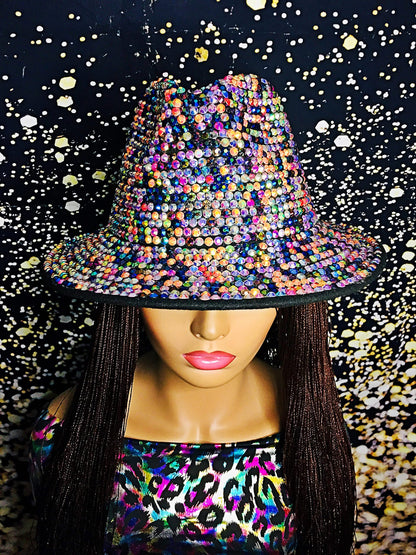 2Chique Boutique Women's Extra Bling Rhinestone Embellished Wide Brim Fedora Hat, Multicolor