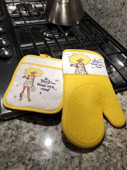 Shades of Color Bee Your Own MastHER Chef potholder: 8.75 x 6.75 inches , oven mitt: 12.75 x 7.25 inches