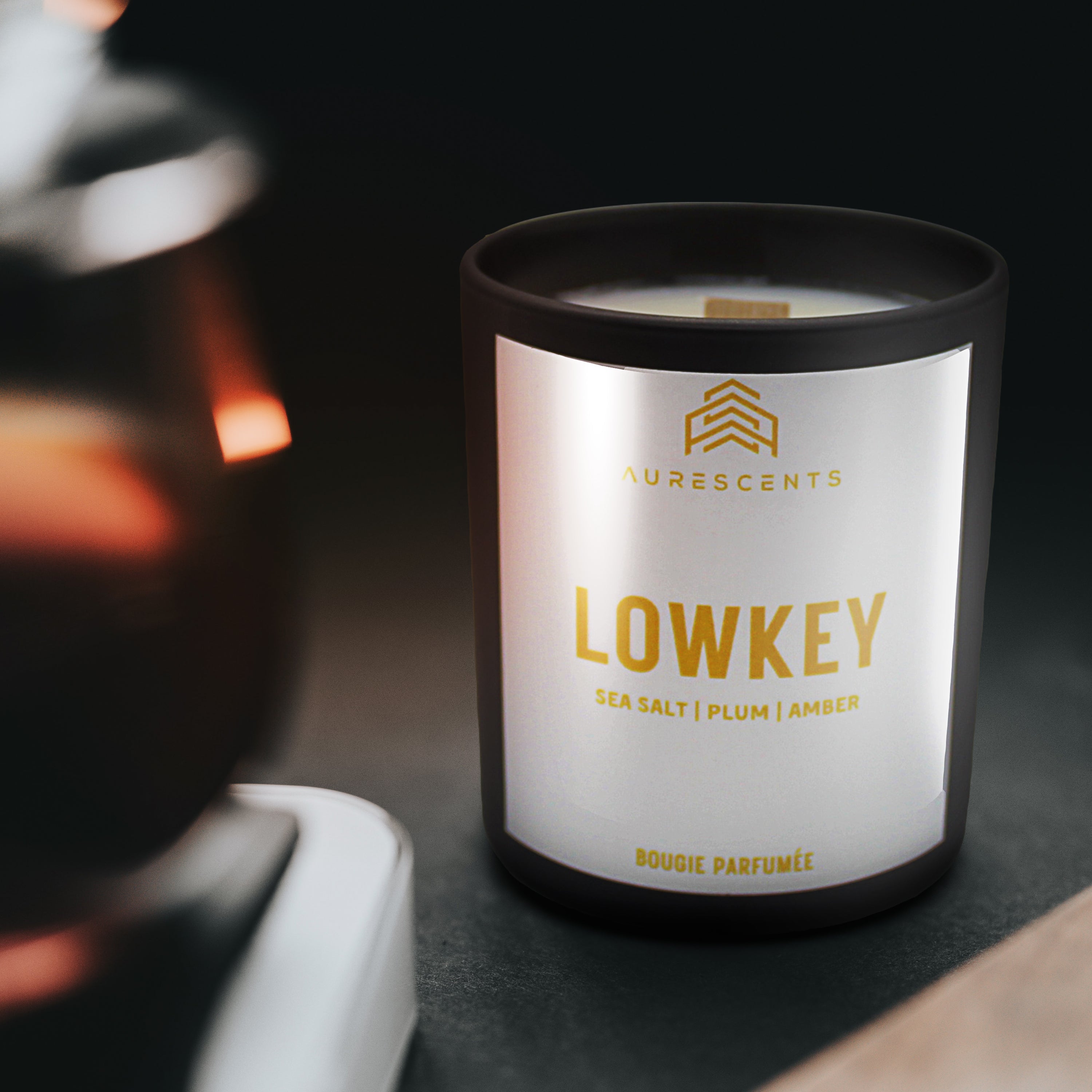 LOWKEY Intimate Candle - Thumbnail 3