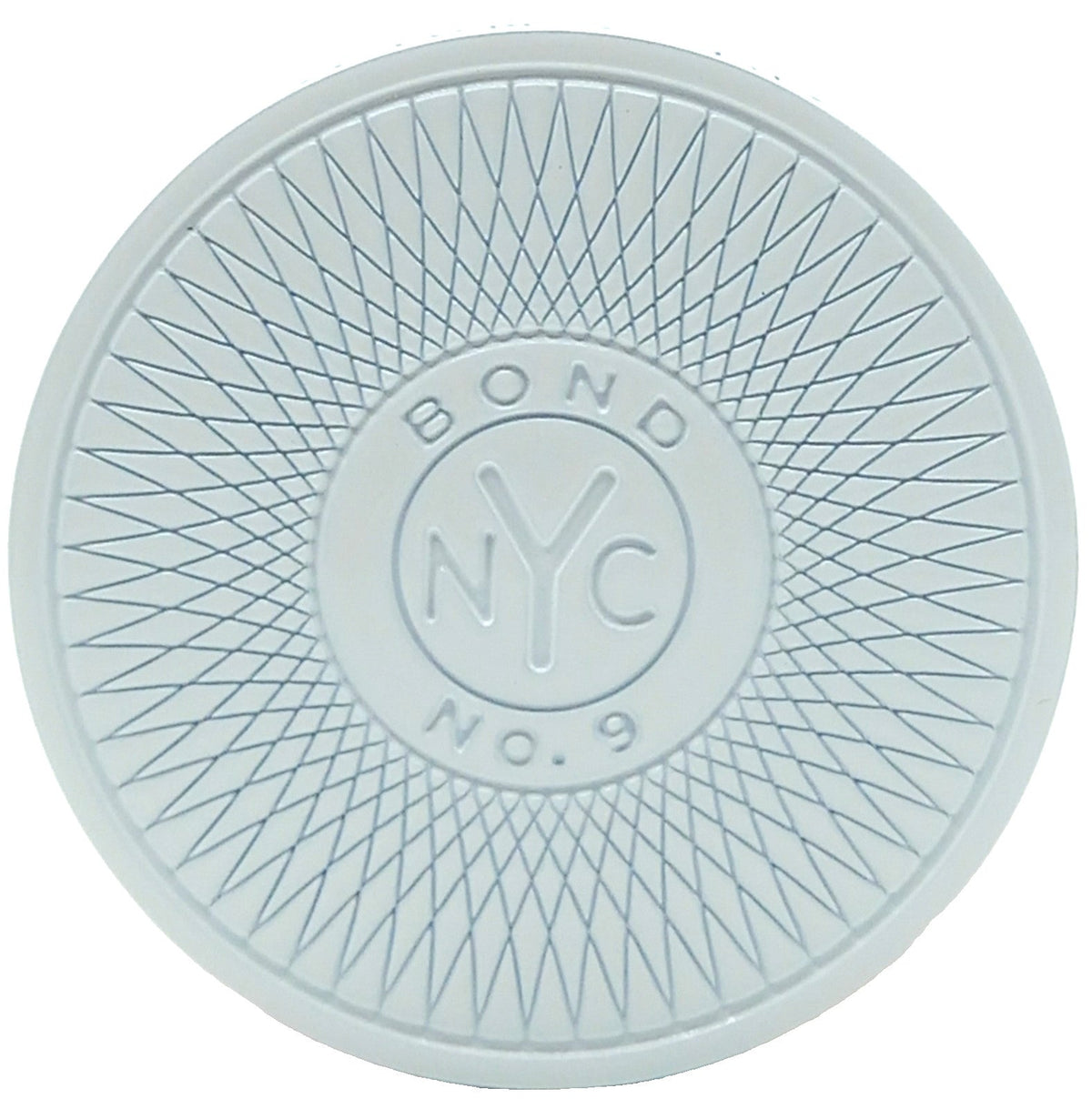 BOND No 9 NOLITA SCENTED CANDLE 6.4 Oz / 180 g BRAND NEW ITEM IN BOX!!!